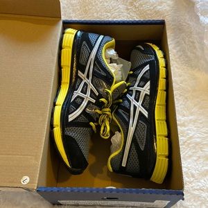 Asics gel-blur 33 boy shoes